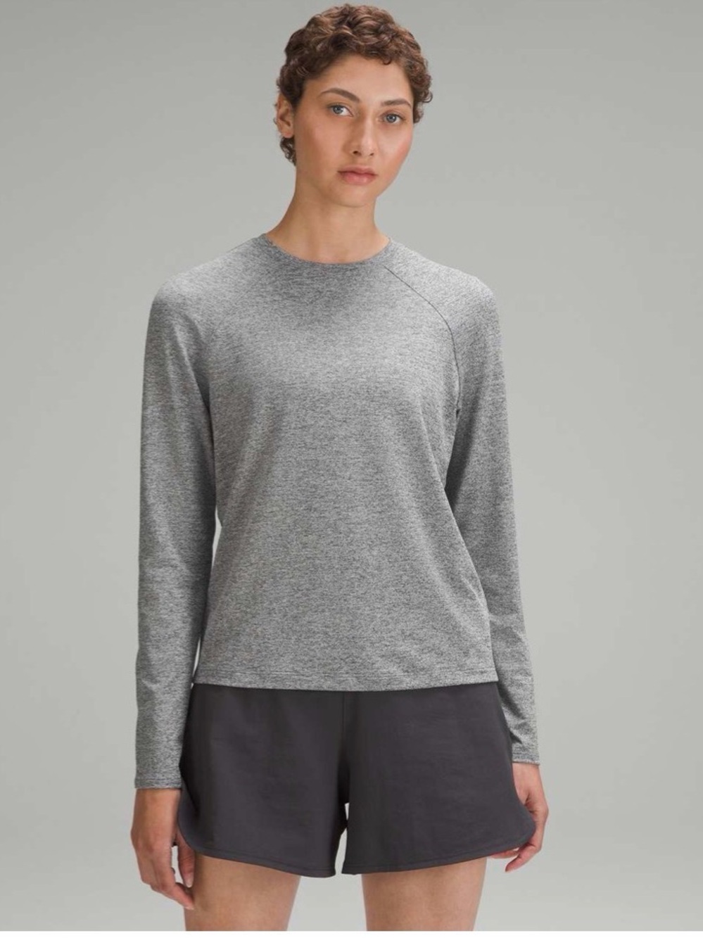 Lululemon License to Train Classic-Fit Long-Sleeve Shirt
Heathered Black
